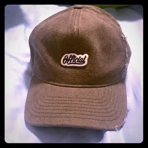 Official distressed 6panel strap back